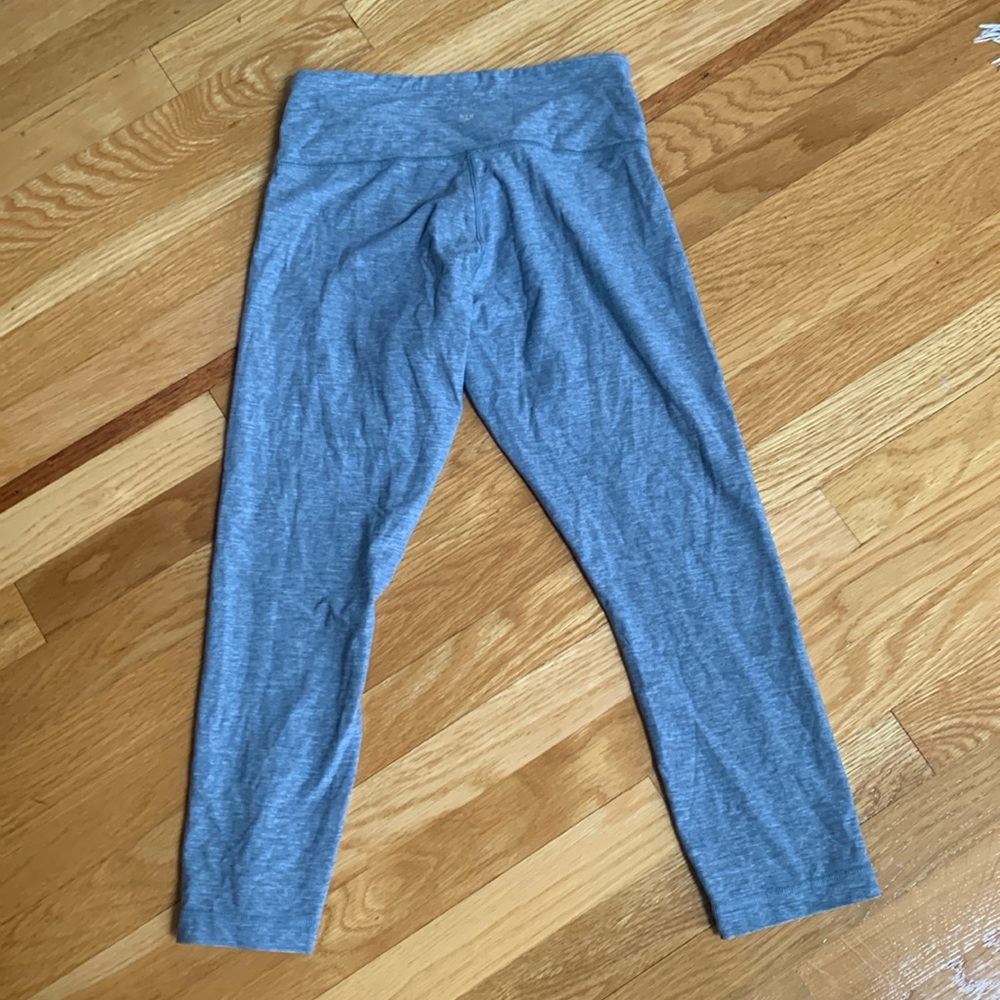 Lululemon Capris Size 6